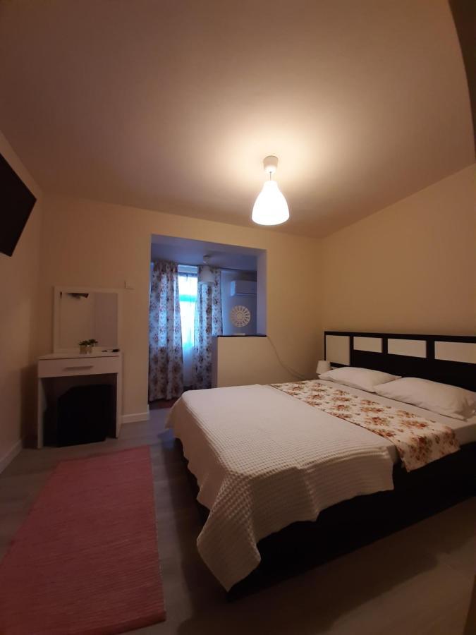 Casa Flamingo Hotel Craiova Luaran gambar